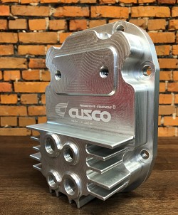 CUSCO 692 008 AS DIFFERENTIAL COVER, SILVER, LARGE CAPACITY, + 400 cc, COOLING FIN, BILLET ALUMINUM, INCREASED BAFFLE PLATES, OIL COOLER OUT LET M16XP1.5 X2, GRB, GVB, GDB, GC8, R180 REAR DIFF. *need OE parts : breather cap & gasket